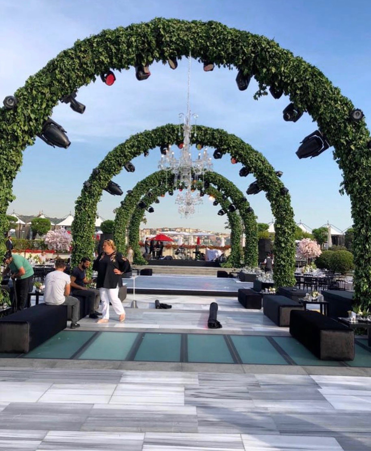 Gelinyolu Güzelbahçe Çiçek